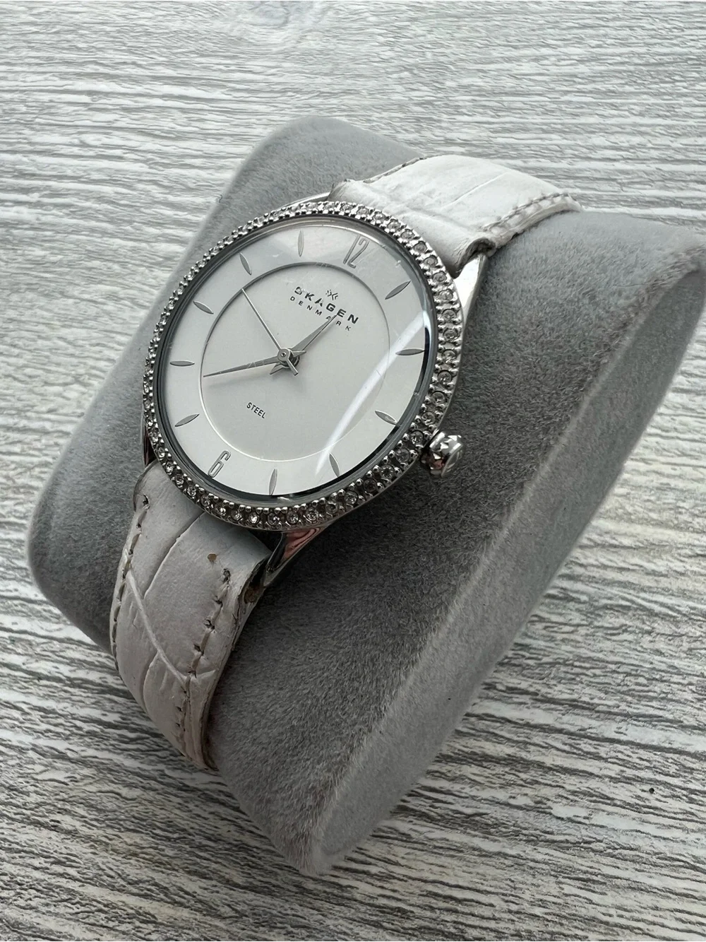 Skagen Silver and White Crystal-Trim Leather Strap Watch